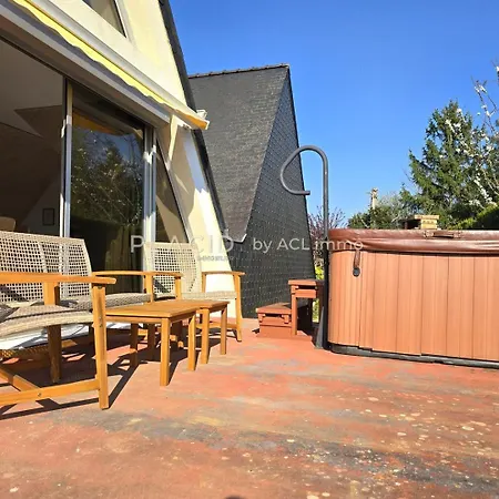 Penzion Valia - 10 Pers. - Piscine - Jacuzzi 3*